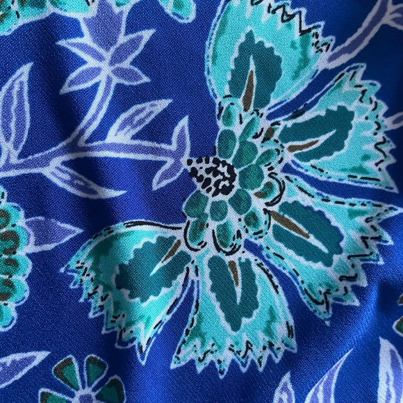 Blue and Green Relaxed Tie Front Blouse with 3/4 Sleeves - Picture 6 of 8